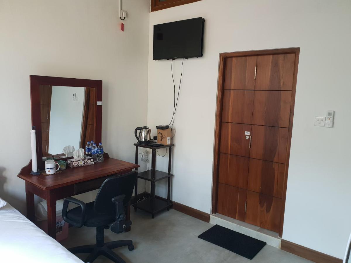 Trellis Homes Коломбо Екстериор снимка